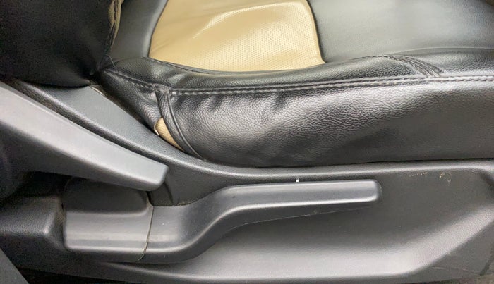 2018 Honda Amaze 1.2L I-VTEC VX, Petrol, Manual, 86,555 km, Driver Side Adjustment Panel