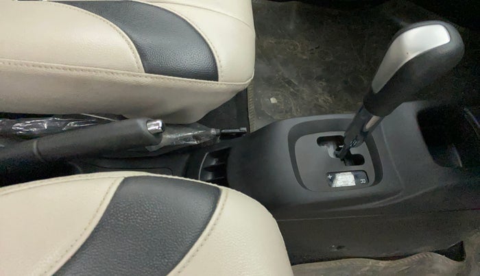 2016 Maruti Wagon R 1.0 VXI AMT, Petrol, Automatic, 19,246 km, Gear Lever