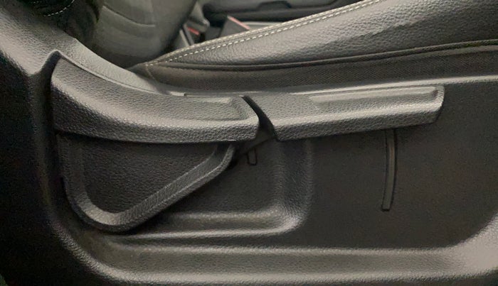 2020 KIA SONET HTK PLUS 1.0 DCT, Petrol, Automatic, 42,274 km, Driver Side Adjustment Panel