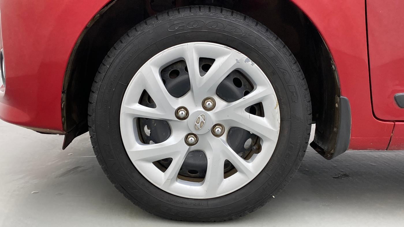 2018 Hyundai Grand i10 SPORTZ 1.2 KAPPA VTVT, CNG, Manual, 52,744 km, Left Front Wheel