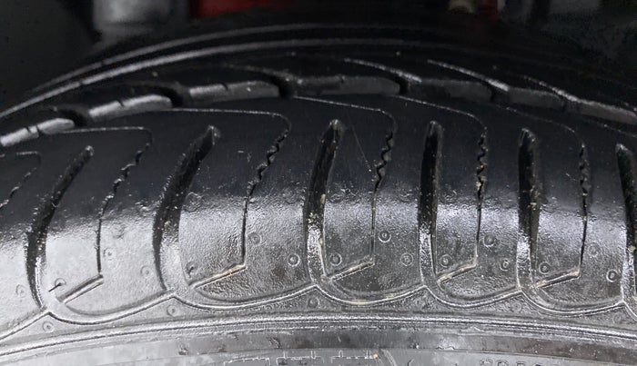 2019 Ford Ecosport 1.5 TITANIUM PLUS TI VCT AT, Petrol, Automatic, 7,280 km, Left Front Tyre Tread