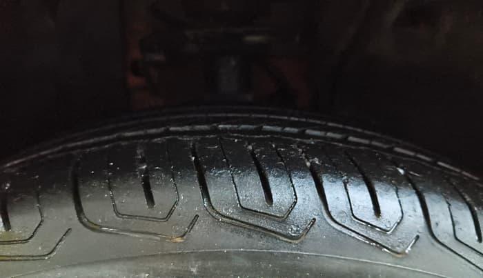2021 Tata ALTROZ XZ PETROL, Petrol, Manual, 43,536 km, Right Front Tyre Tread