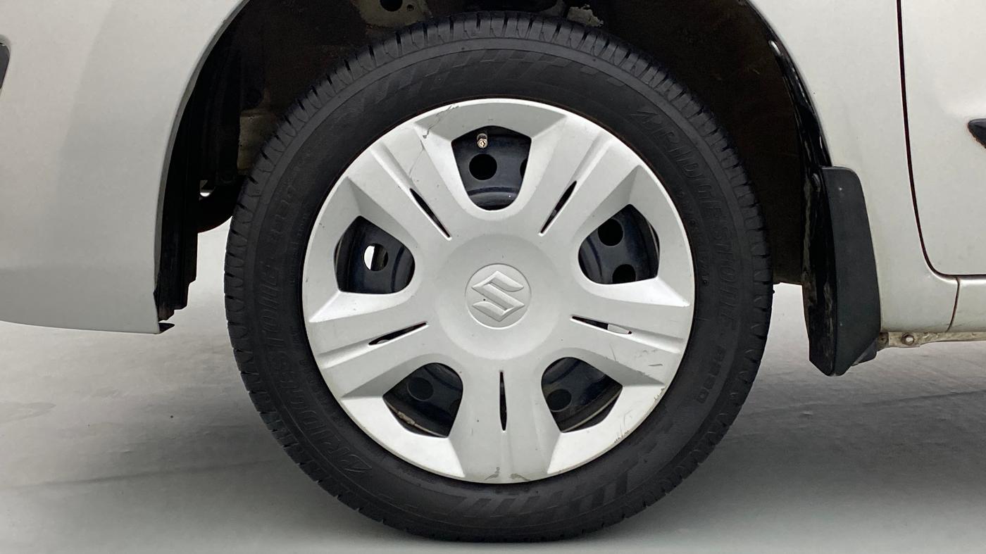 2015 Maruti Wagon R 1.0 VXI, Petrol, Manual, 57,147 km, Left Front Wheel