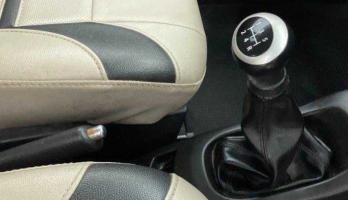 2015 Maruti Wagon R 1.0 VXI, Petrol, Manual, 57,147 km, Gear Lever