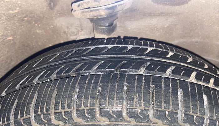 2016 Maruti Wagon R 1.0 VXI, Petrol, Manual, 51,461 km, Right Front Tyre Tread