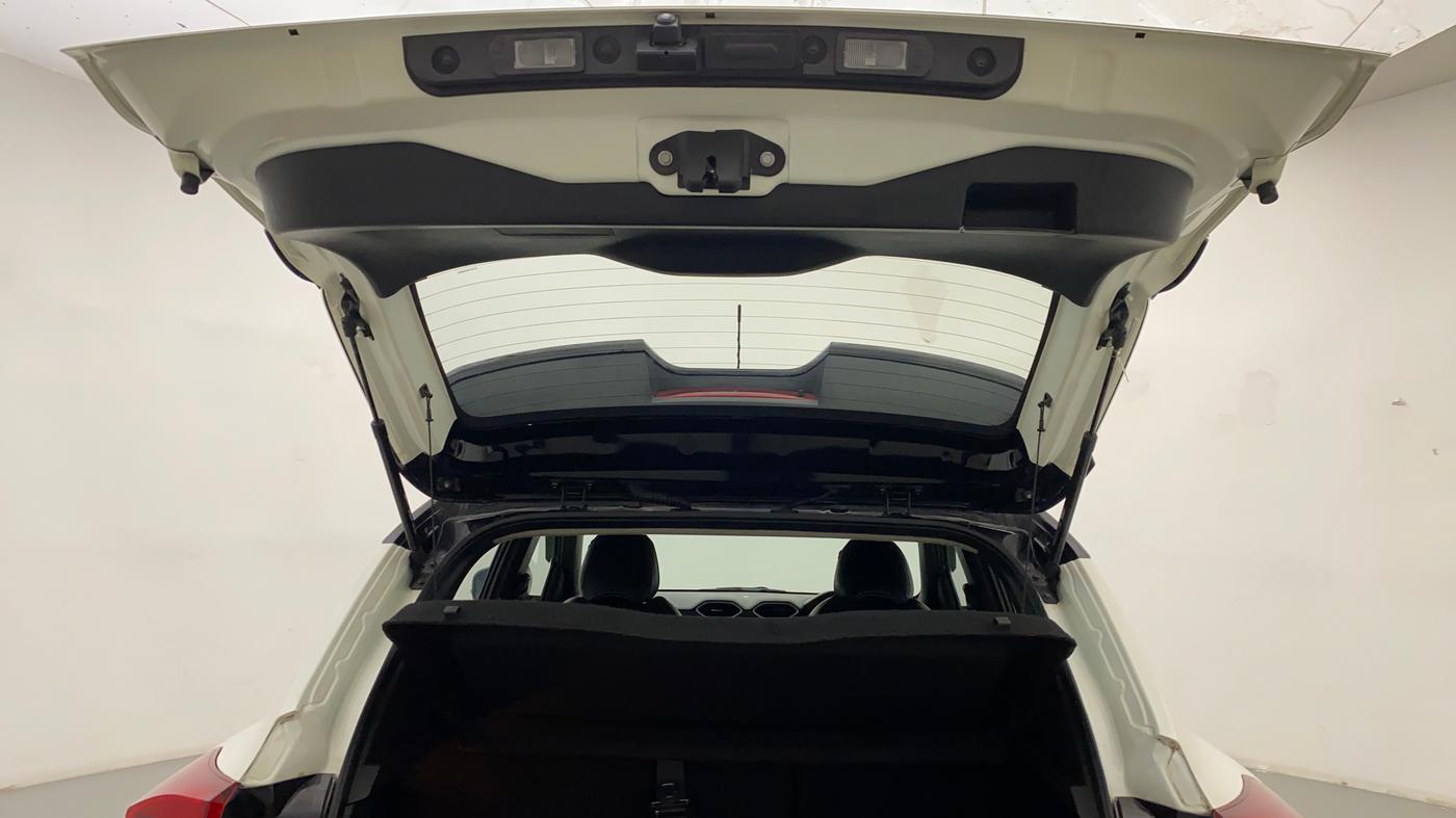 2021 Nissan MAGNITE XV MT, Petrol, Manual, 7,247 km, Boot Door Open