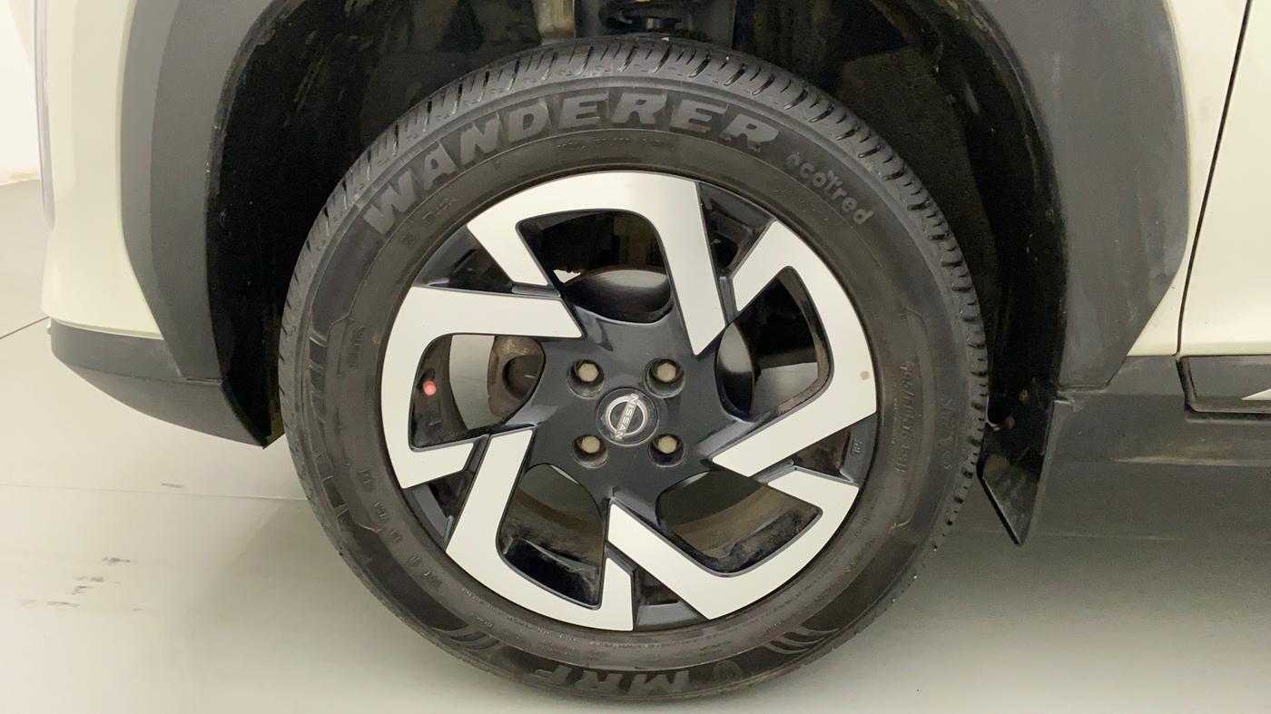 2021 Nissan MAGNITE XV MT, Petrol, Manual, 7,247 km, Left Front Wheel