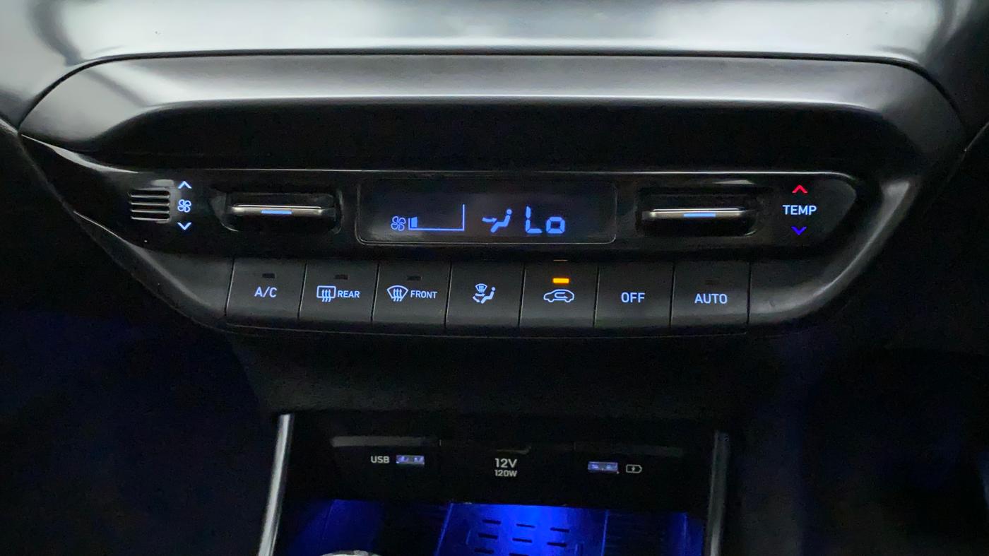 2020 Hyundai NEW I20 ASTA 1.2 AT, Petrol, Automatic, 58,670 km, Automatic Climate Control
