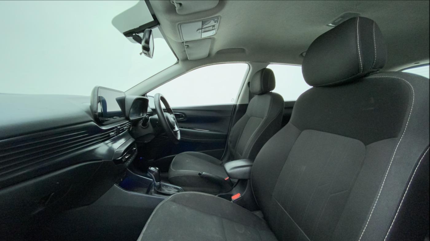 2020 Hyundai NEW I20 ASTA 1.2 AT, Petrol, Automatic, 58,670 km, Right Side Front Door Cabin