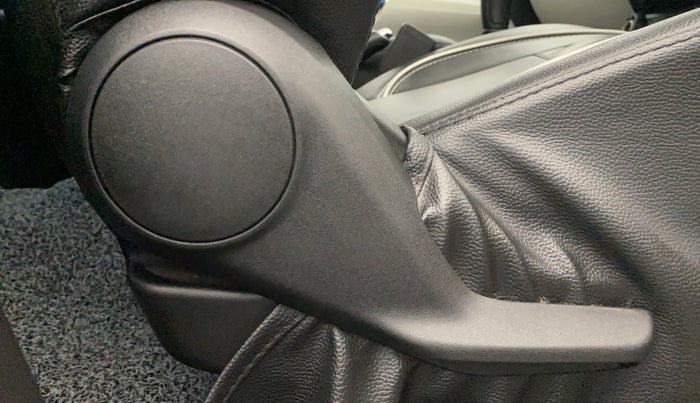 2024 Maruti IGNIS DELTA 1.2, Petrol, Manual, 38,235 km, Driver Side Adjustment Panel