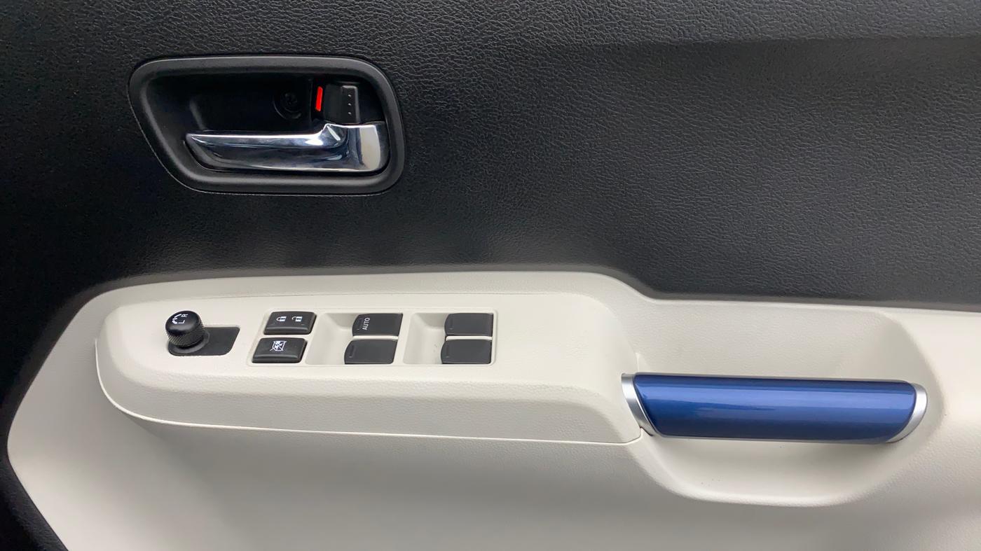 2024 Maruti IGNIS DELTA 1.2, Petrol, Manual, 38,235 km, Driver Side Door Panels Control