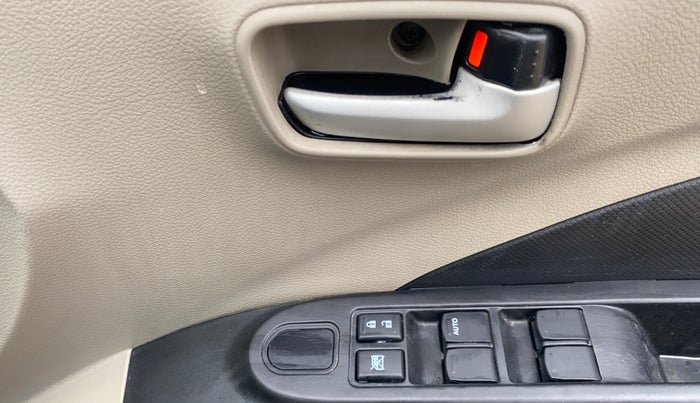 2014 Maruti Celerio VXI AMT, Petrol, Automatic, 1,01,207 km, Driver Side Door Panels Control