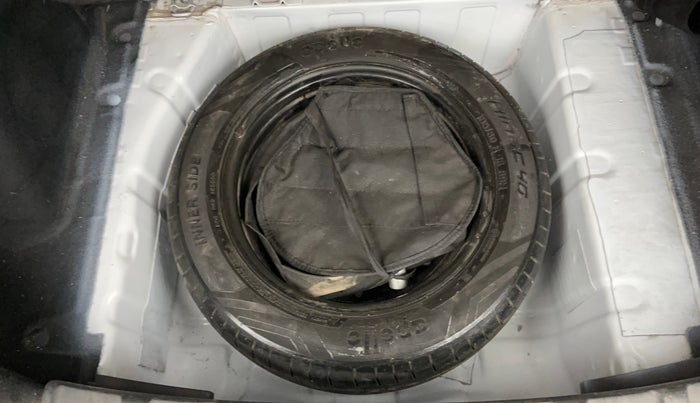 2022 Tata NEXON XE PETROL, Petrol, Manual, 92,672 km, Spare Tyre