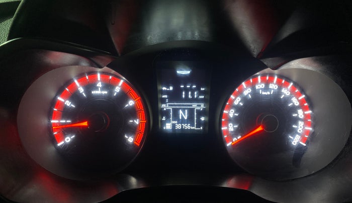 2022 Mahindra XUV300 W4 1.2 PETROL, Petrol, Manual, 38,721 km, Odometer Image