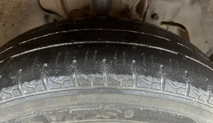 2017 Tata Tiago XZ PETROL, Petrol, Manual, 75,413 km, Right Front Tyre Tread