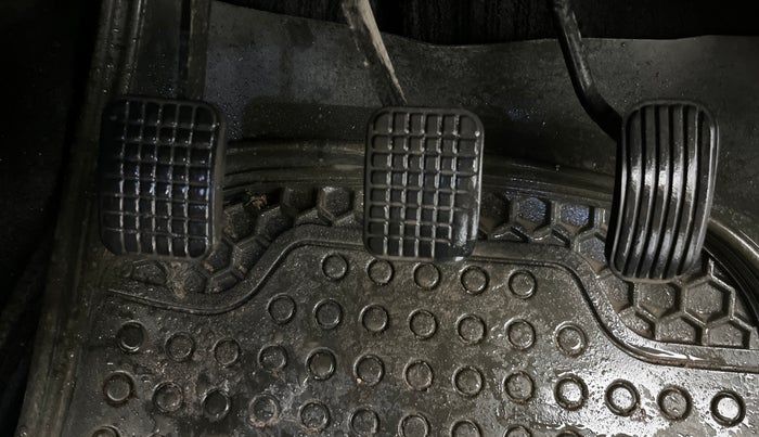 2017 Tata Tiago XZ PETROL, Petrol, Manual, 75,413 km, Pedals