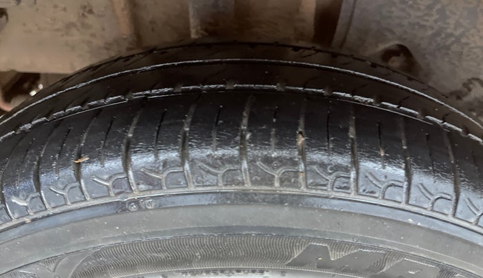 2017 Tata Tiago XZ PETROL, Petrol, Manual, 75,413 km, Right Rear Tyre Tread