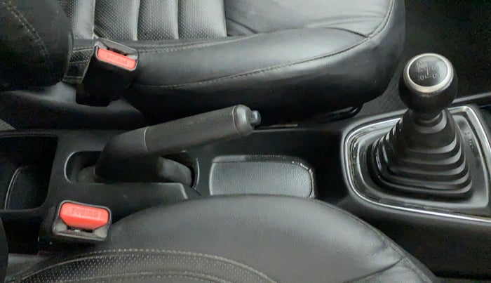 2019 Honda Amaze 1.2L I-VTEC S, Petrol, Manual, 49,912 km, Gear Lever