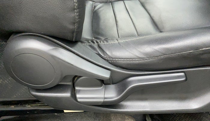 2019 Honda Amaze 1.2L I-VTEC S, Petrol, Manual, 49,912 km, Driver Side Adjustment Panel