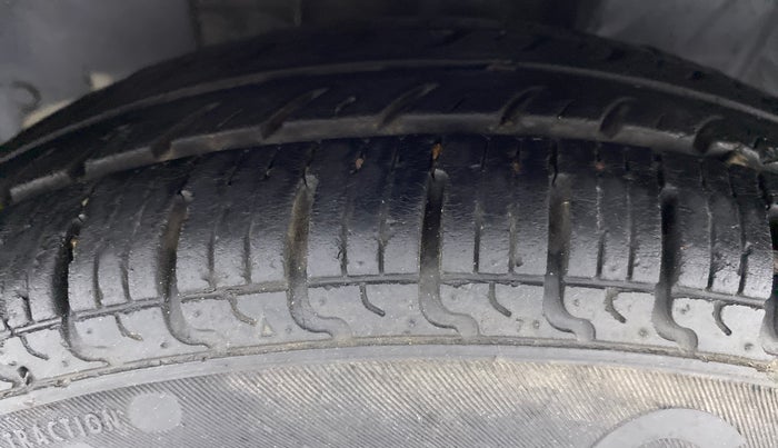 2019 Datsun Redi Go T (O), Petrol, Manual, 38,425 km, Left Front Tyre Tread