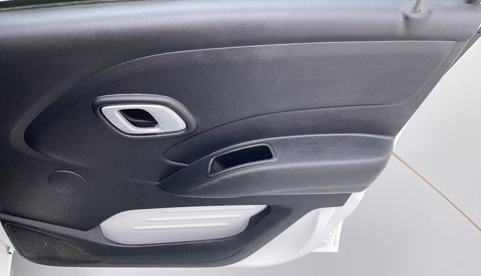 2019 Datsun Redi Go T (O), Petrol, Manual, 38,425 km, Driver Side Door Panels Control