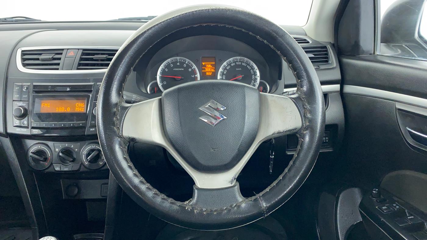2015 Maruti Swift VXI, Petrol, Manual, 70,280 km, Steering Wheel Close Up