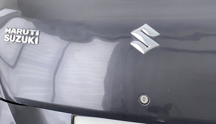 2015 Maruti Swift VXI, Petrol, Manual, 70,280 km, Dicky (Boot door) - Slightly dented
