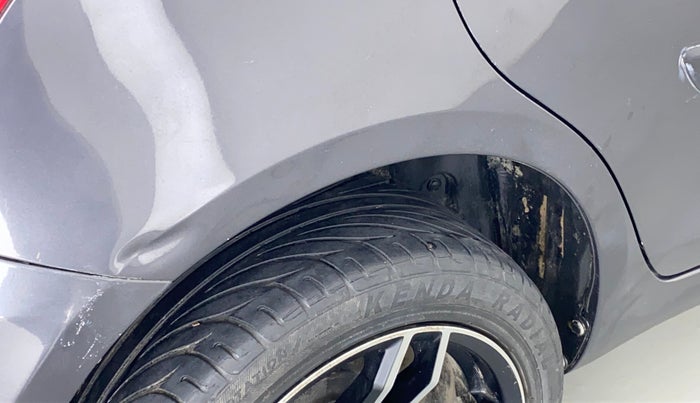 2015 Maruti Swift VXI, Petrol, Manual, 70,280 km, Right quarter panel - Slightly dented
