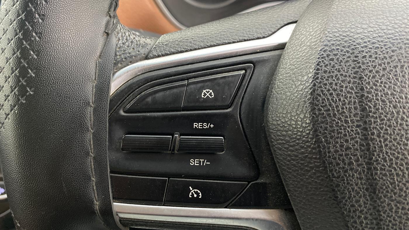 2021 MG HECTOR PLUS SELECT 2.0 DIESEL TURBO MT 7-STR, Diesel, Manual, 92,230 km, Adaptive Cruise Control