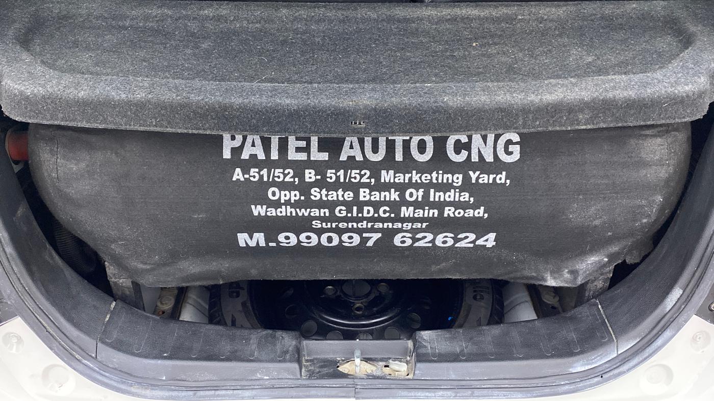 2016 Maruti Wagon R 1.0 VXI, CNG, Manual, 95,393 km, Boot Inside