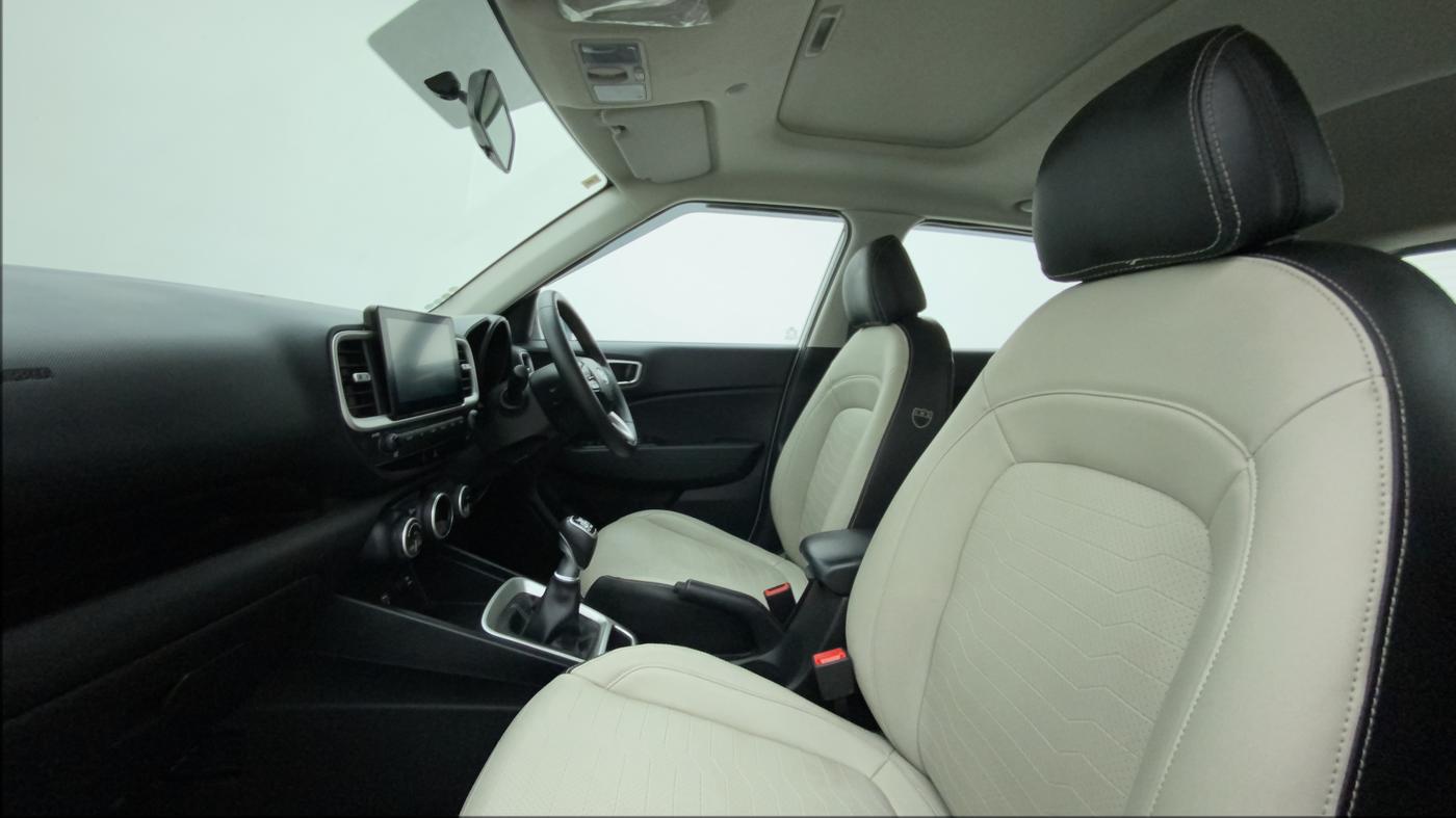 2021 Hyundai VENUE SX 1.0 TURBO, Petrol, Manual, 37,914 km, Right Side Front Door Cabin