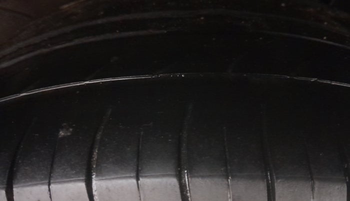 2020 KIA SONET HTX 1.0 IMT, Petrol, Manual, 98,086 km, Left Rear Tyre Tread