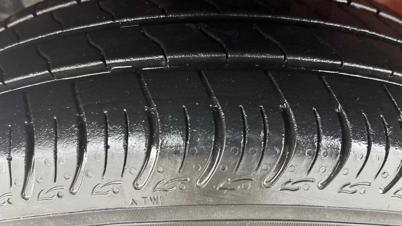 2024 Maruti New Wagon-R ZXI PLUS 1.2 AMT, Petrol, Automatic, 11,055 km, Left Front Tyre Tread