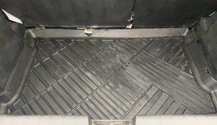 2020 Toyota Glanza G, Petrol, Manual, 9,213 km, Boot Inside