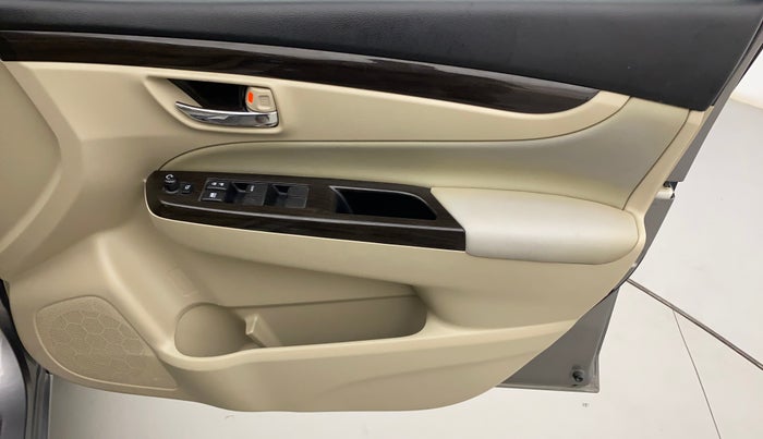 2018 Maruti Ciaz ALPHA 1.4 PETROL, Petrol, Manual, 25,349 km, Driver Side Door Panels Control