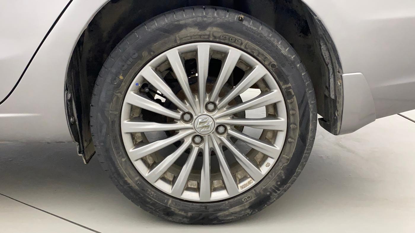 2018 Maruti Ciaz ALPHA 1.4 PETROL, Petrol, Manual, 25,349 km, Left Rear Wheel