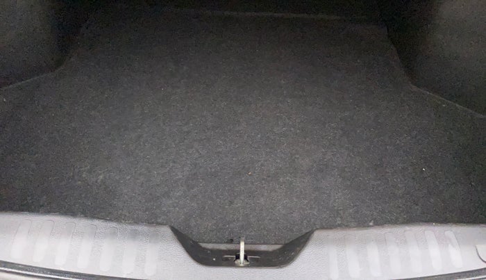2018 Maruti Ciaz ALPHA 1.4 PETROL, Petrol, Manual, 25,349 km, Boot Inside