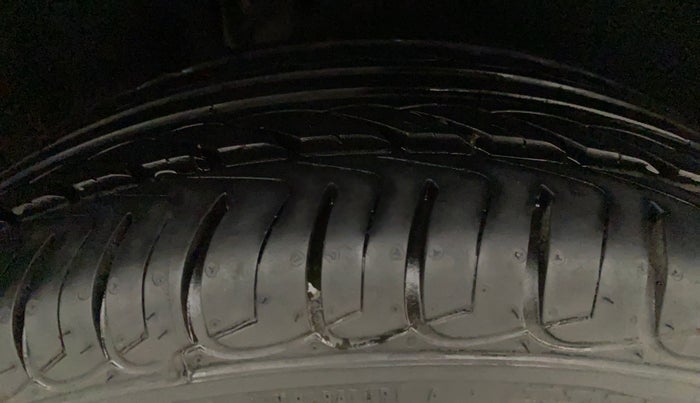 2016 Ford Ecosport TITANIUM 1.5L PETROL AT, Petrol, Automatic, 41,949 km, Right Rear Tyre Tread