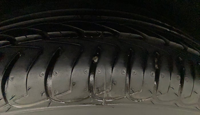 2016 Ford Ecosport TITANIUM 1.5L PETROL AT, Petrol, Automatic, 41,949 km, Left Rear Tyre Tread