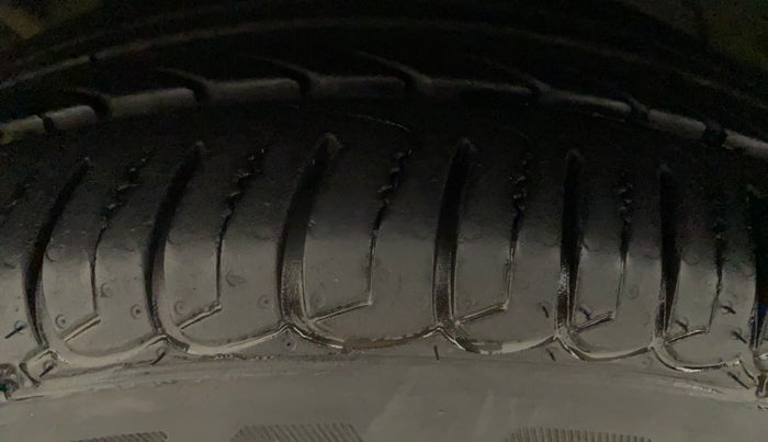 2016 Ford Ecosport TITANIUM 1.5L PETROL AT, Petrol, Automatic, 41,949 km, Left Front Tyre Tread