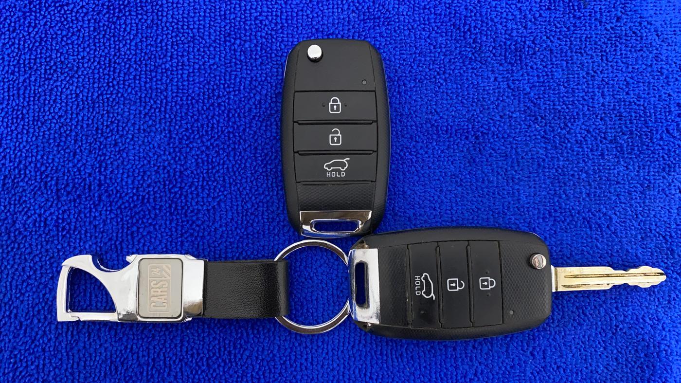 2020 KIA SONET HTK PLUS 1.5 AT, Diesel, Automatic, 62,175 km, Key Close Up