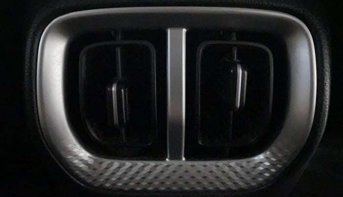 2020 KIA SONET HTK PLUS 1.5 AT, Diesel, Automatic, 62,175 km, Rear AC Vents