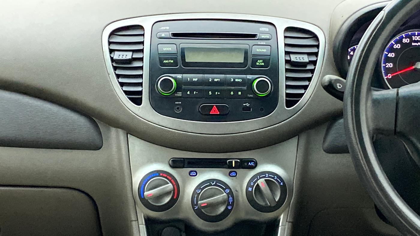 2011 Hyundai i10 MAGNA 1.2 KAPPA2, Petrol, Manual, 78,268 km, Air Conditioner