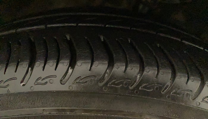 2014 Honda City 1.5L I-VTEC VX CVT, Petrol, Automatic, 85,821 km, Right Rear Tyre Tread