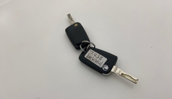 2019 Skoda Octavia AMBITION 1.4 TSI, Petrol, Manual, 94,162 km, Key Close Up