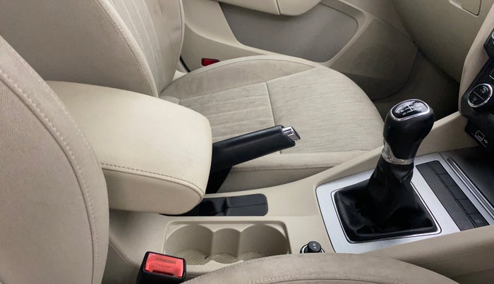 2019 Skoda Octavia AMBITION 1.4 TSI, Petrol, Manual, 94,162 km, Gear Lever