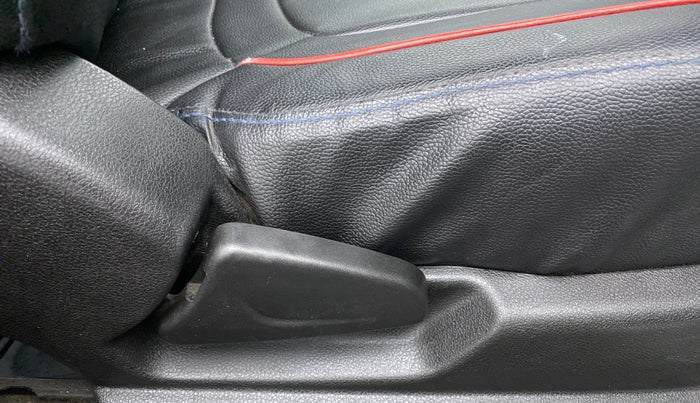 2021 Renault Kwid RXL, Petrol, Manual, 25,312 km, Driver Side Adjustment Panel