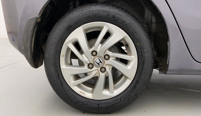 2017 Honda Jazz 1.2 V AT, Petrol, Automatic, 59,453 km, Right Rear Wheel