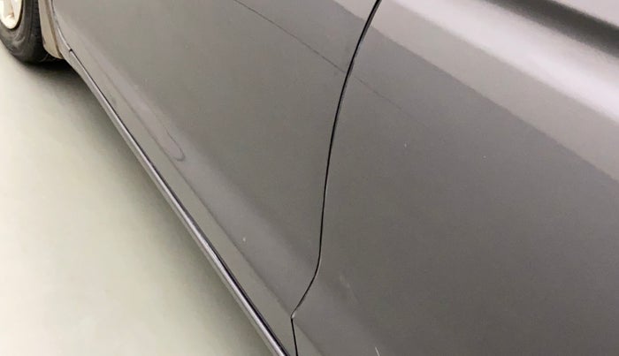 2017 Honda Jazz 1.2 V AT, Petrol, Automatic, 59,453 km, Front passenger door - Slightly dented