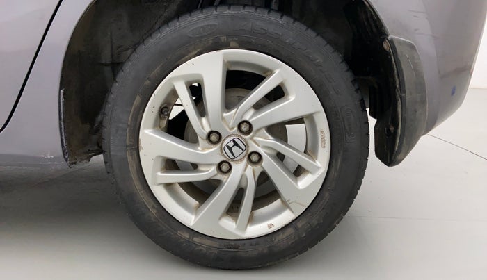 2017 Honda Jazz 1.2 V AT, Petrol, Automatic, 59,453 km, Left Rear Wheel